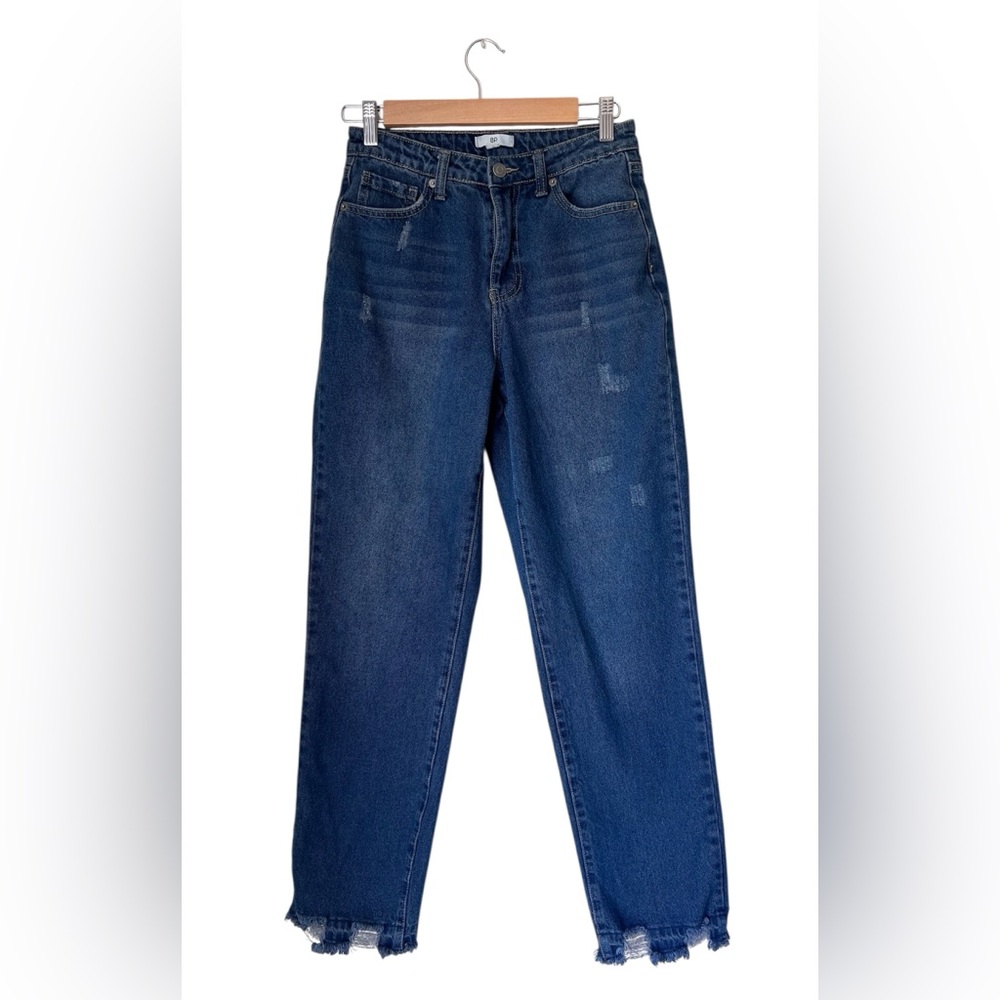 BP Blue Jeans Straight Leg Dark Med Wash Light Distressed Denim Jeans Size 26